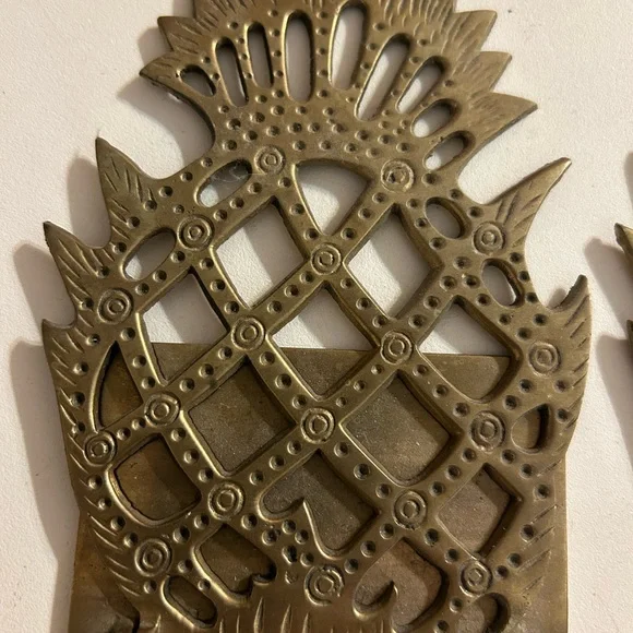 Vintage Brass Pineapple 6" Bookends Foldable Mid Century Modern Eclectic Decor - Picture 2 of 3